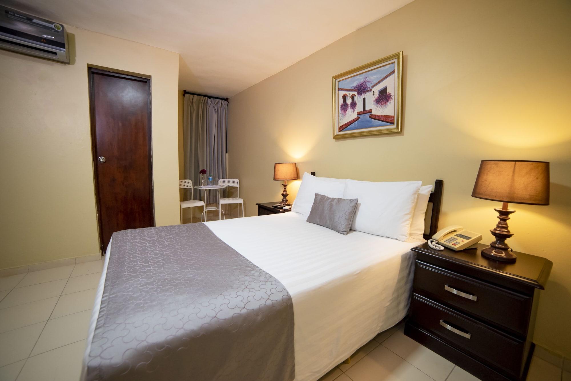 Hotel Real Bella Vista Santo Domingo Esterno foto